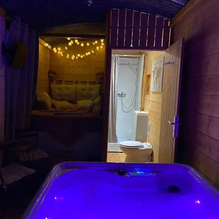 Couette-café Avec Privée