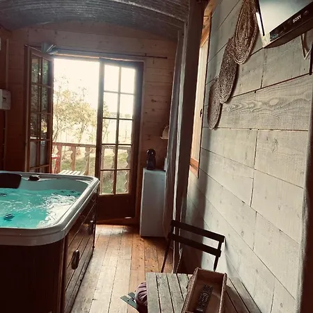 Avec Privée 3* Candor