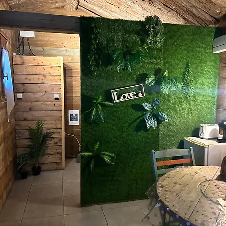 Avec Prive Bed & Breakfast